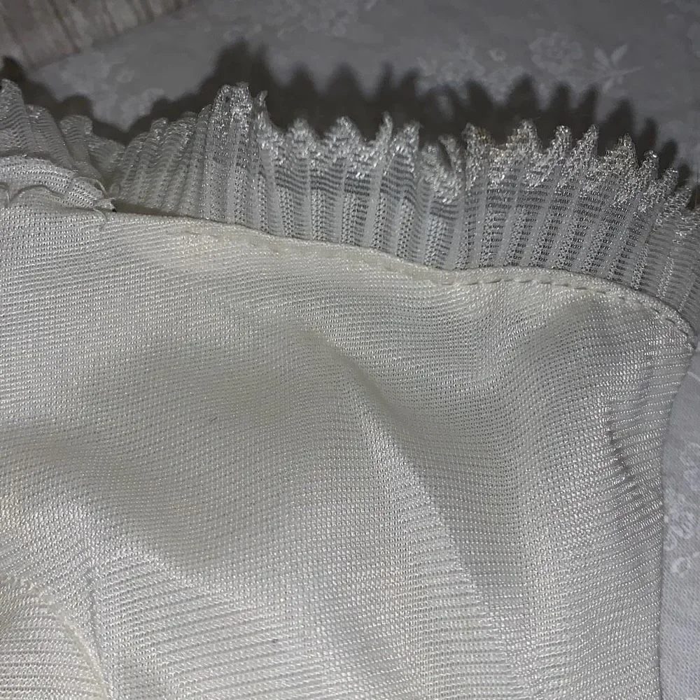 Vintage White Sheer Chiffon Nylon Gloves Size Large‎